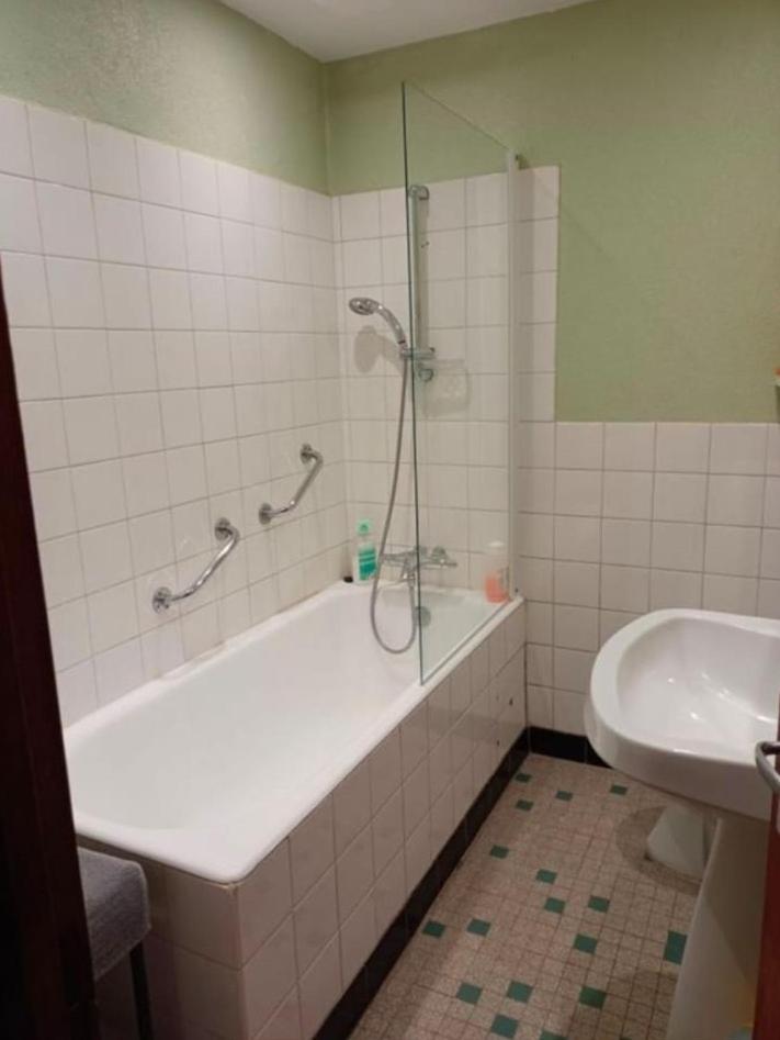 "Mon Chez Moi" Vila Burgalays Quarto foto